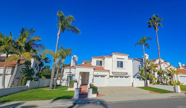 Detail Gallery Image 2 of 30 For 4918 Amador Dr, Oceanside,  CA 92056 - 5 Beds | 3/1 Baths
