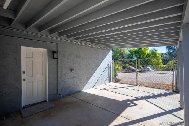 18435 Chablis Rd., Ramona CA: https://media.crmls.org/mediaz/fd422068-fa21-4642-a241-ead9ad08ba61.jpg