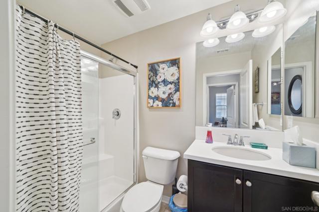 35473 Laurel Tree Ct, Winchester CA: https://media.crmls.org/mediaz/fd427043-2385-47fc-b652-017b32c4636f.jpg