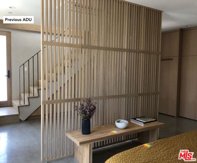 15419 Via De Las Olas, Pacific Palisades CA: https://media.crmls.org/mediaz/fd43bb9f-ebbb-48ec-84cd-608d29aa4636.jpg
