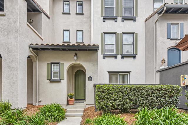 Detail Gallery Image 1 of 1 For 2156 Playa Dr #230,  Chula Vista,  CA 91915 - 3 Beds | 2/1 Baths