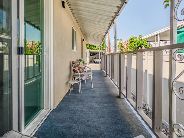 88 Dunes Circle, Cathedral City CA: https://media.crmls.org/mediaz/fd4420a8-dffb-4eb4-8418-facfddfb12be.jpg