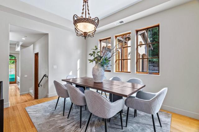 11860 Francemont Drive, Los Altos Hills CA: https://media.crmls.org/mediaz/fd443e82-2f06-4706-89cc-464d99c9b555.jpg