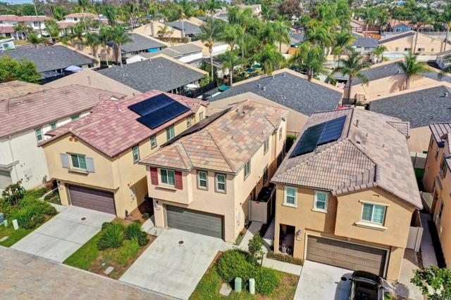 211 Silver Fir Court, Vista CA: https://media.crmls.org/mediaz/fd447949-5de3-41e7-ac6a-2d3419d30a85.jpg