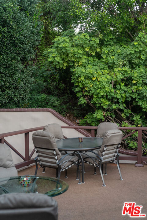 769 Bonita Drive, South Pasadena CA: https://media.crmls.org/mediaz/fd45e3cd-2867-4dfb-bb69-a4b79ffad3d8.jpg