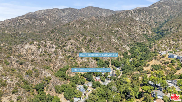 6349 Blanchard Canyon Road, Tujunga CA: https://media.crmls.org/mediaz/fd45f56b-0562-462f-bb26-7044314b8c4d.jpg