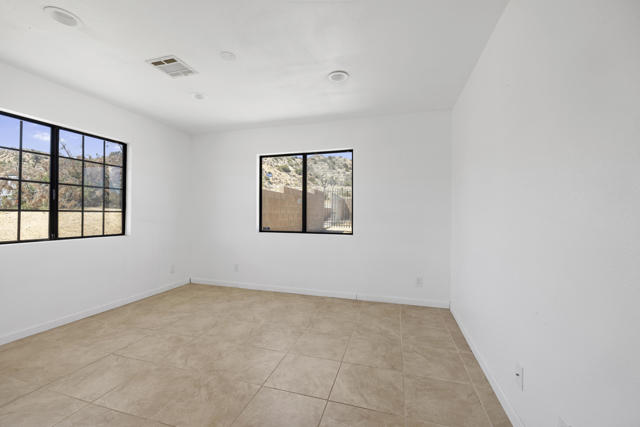 55710 Free Gold Dr Drive, Yucca Valley CA: https://media.crmls.org/mediaz/fd4632b3-d3e3-4b1f-bf07-fab3ead6de5e.jpg
