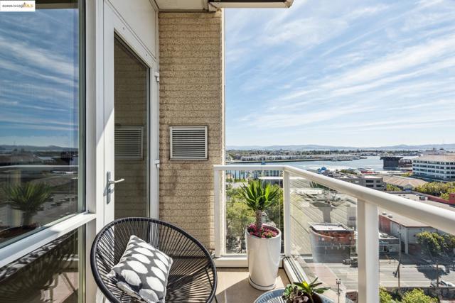 222 Broadway, Oakland CA: https://media.crmls.org/mediaz/fd46d14d-e941-4f2d-b8ec-7b89fa2aa5f5.jpg