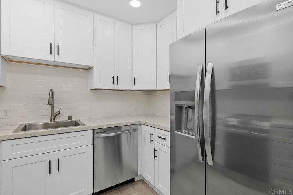 889 Bracero Road - photo 11