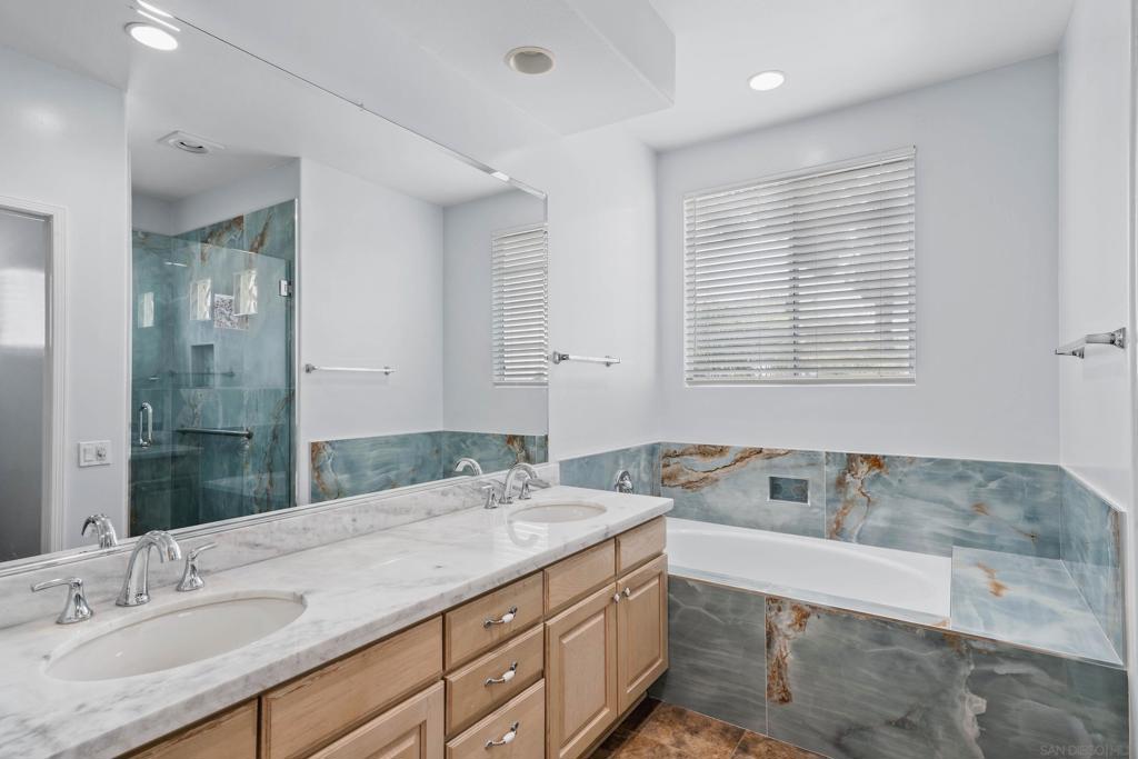 MLS #250033597SD image #14