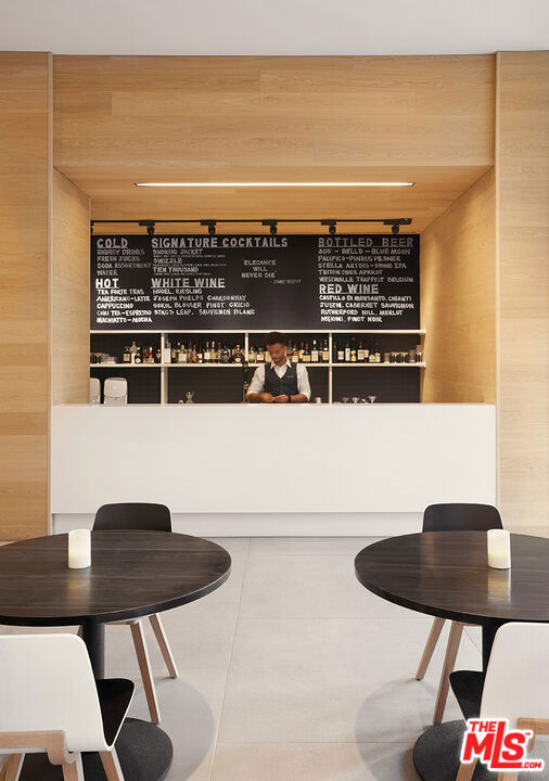 10000 SANTA MONICA Boulevard, Los Angeles CA: https://media.crmls.org/mediaz/fd471ae6-c798-4777-9ba6-80ab86f6c30b.jpg