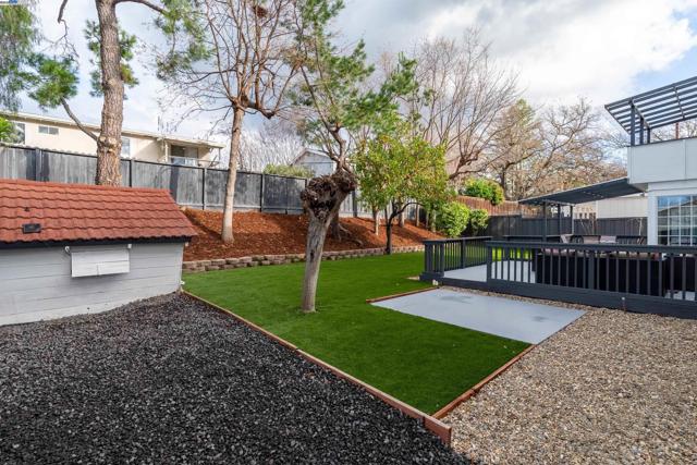 Image 45 of 56 For 3556 Touriga Dr