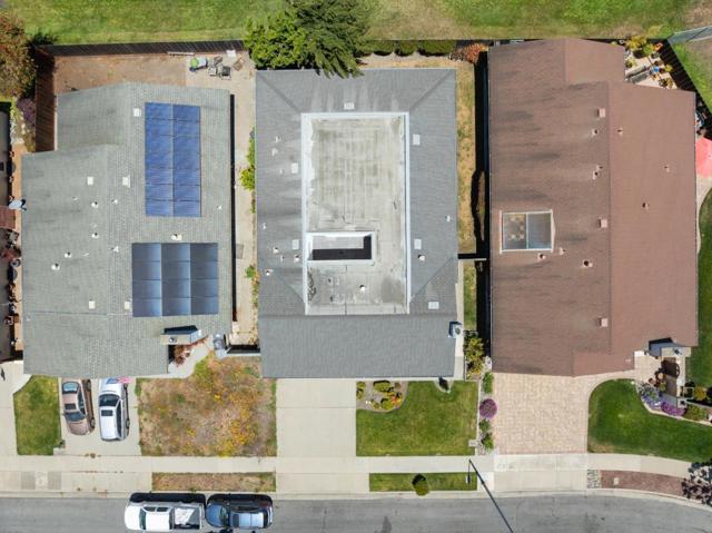 422 Shelley Way, Salinas CA: https://media.crmls.org/mediaz/fd4a56b5-0216-45fd-9379-c45ae2357964.jpg