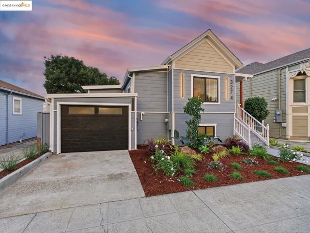 3274 Encinal Ave, Alameda CA: https://media.crmls.org/mediaz/fd4a8550-ec9a-4607-a92d-34a95d28c7d6.jpg