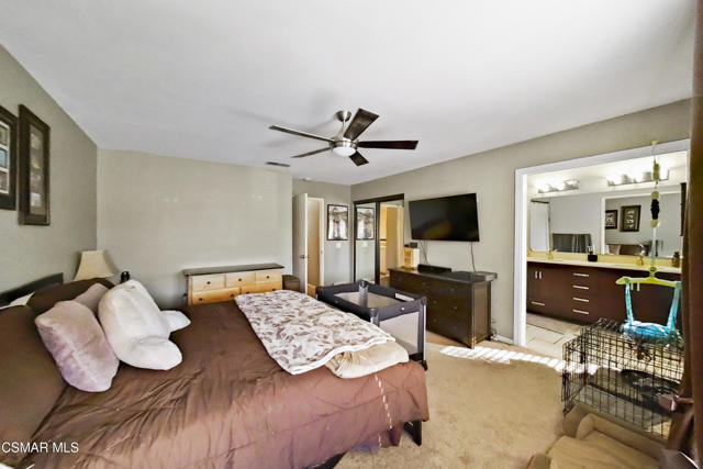 2228 Oak Haven Avenue, Simi Valley CA: https://media.crmls.org/mediaz/fd4a89b9-c219-45e3-a209-af7d3473c3d4.jpg