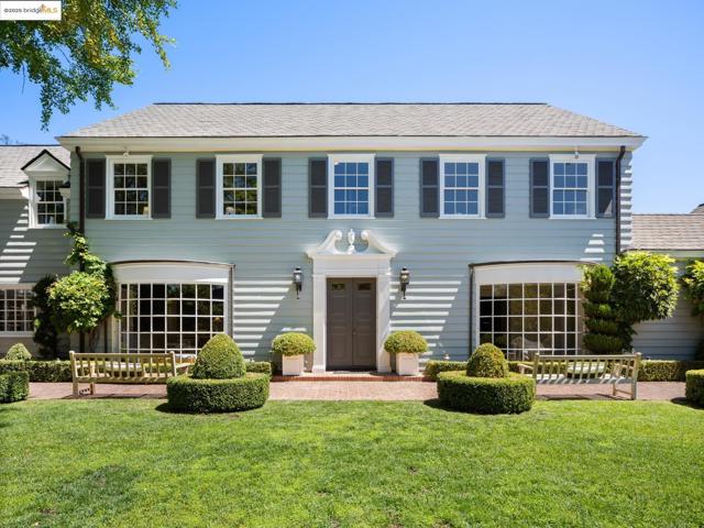 120 Hazel Ln, Piedmont CA: https://media.crmls.org/mediaz/fd4c932d-b3fa-4290-945d-928346be61f8.jpg
