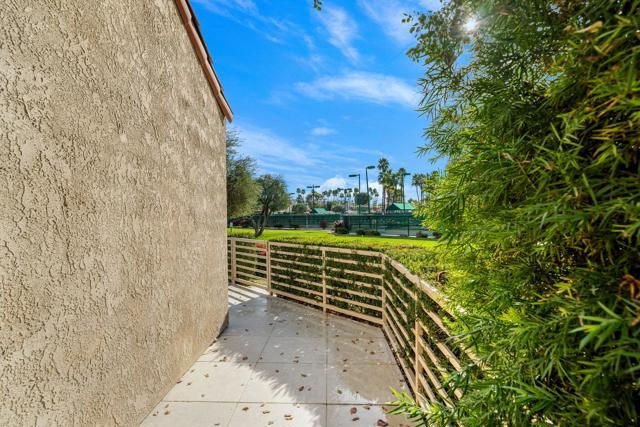314 Forest Hills Drive, Rancho Mirage CA: https://media.crmls.org/mediaz/fd4cdd1c-654f-493c-808c-50e18d456470.jpg