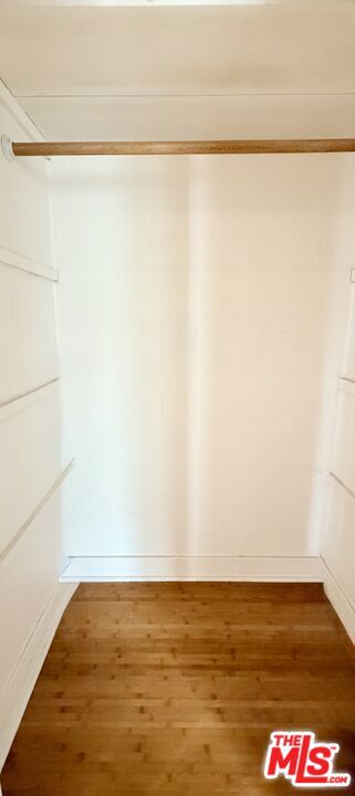 https://media.crmls.org/mediaz/fd4df65f-235b-4c6e-aa78-0ecc5e13967e.jpg?preset=X-Large
