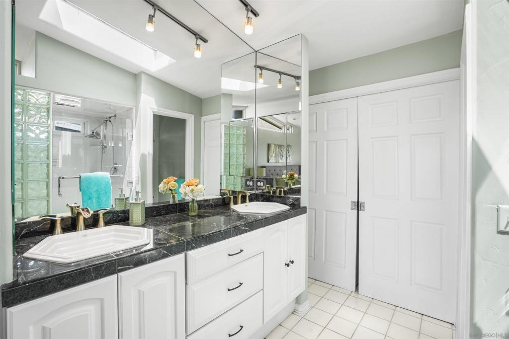 MLS #250035696SD image #29