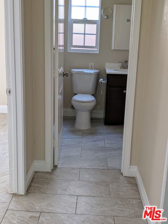 https://media.crmls.org/mediaz/fd4e6043-18ca-4b9c-b479-e8f6780b9561.jpg?preset=X-Large