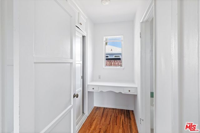 9620 Braddock Drive, Culver City CA: https://media.crmls.org/mediaz/fd4eb533-bcc0-48d7-bedb-2949d52c3f44.jpg