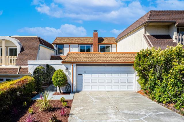 2325 Hastings Drive, Belmont CA: https://media.crmls.org/mediaz/fd5030dc-f632-44c5-844e-7478e7f218a7.jpg