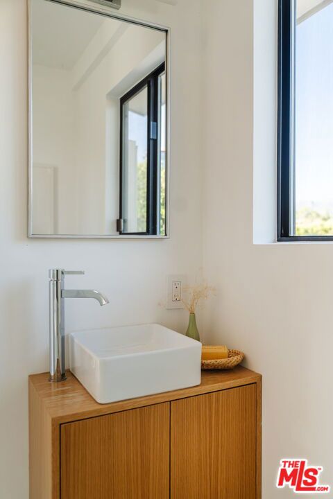 Drew Fenton | 6767 Wandermere Road Malibu CA | MLS: 7472712 Drew Fenton | 6767 Wandermere Road Malibu CA | MLS: 7472712