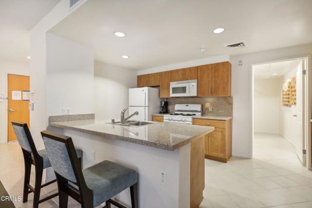 Detail Gallery Image 35 of 42 For 267 San Pedro St #201,  Los Angeles,  CA 90012 - 2 Beds | 2 Baths