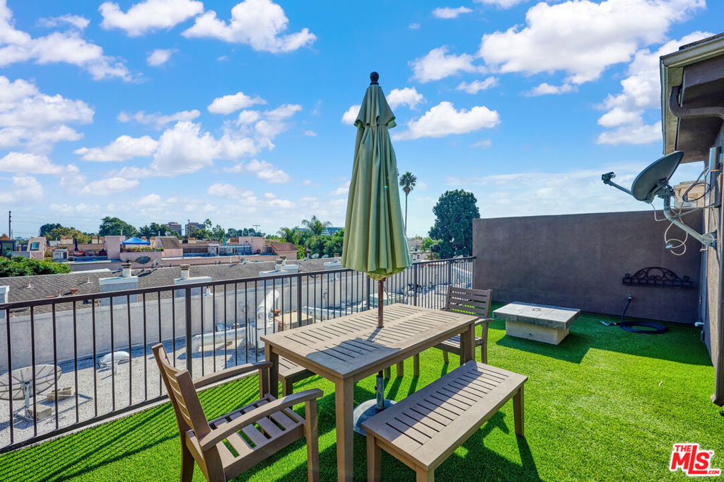 1710 Granville Avenue #7