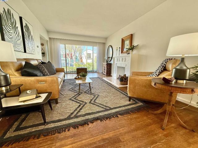 Image 8 of 57 For 574 Lewis Ave