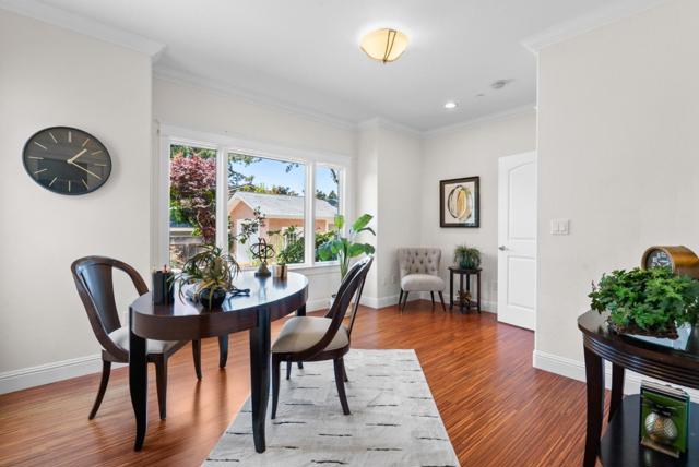 422 Mccormick Avenue, Capitola CA: https://media.crmls.org/mediaz/fd54bb16-63c9-480d-8a64-8e6afe536ce0.jpg
