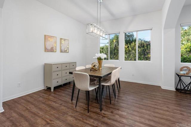 Image 11 of 54 For 688 Sandra Lane