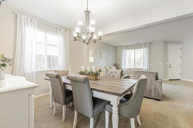 Image 11 of 53 For 4003 Blacksmith Cir