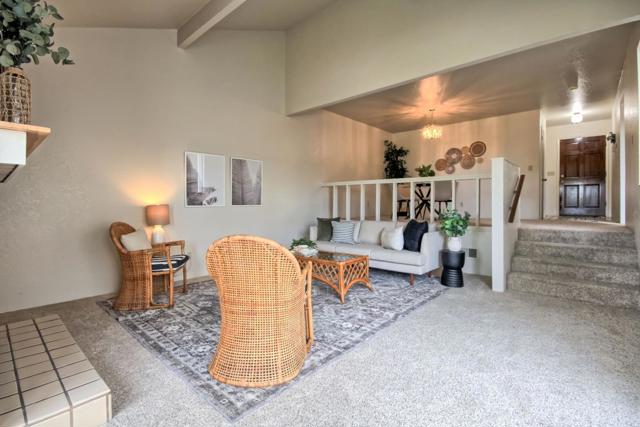 141 Joes Lane, Hollister CA: https://media.crmls.org/mediaz/fd56c6be-5a6c-45e5-be8e-aecece6ff9d5.jpg