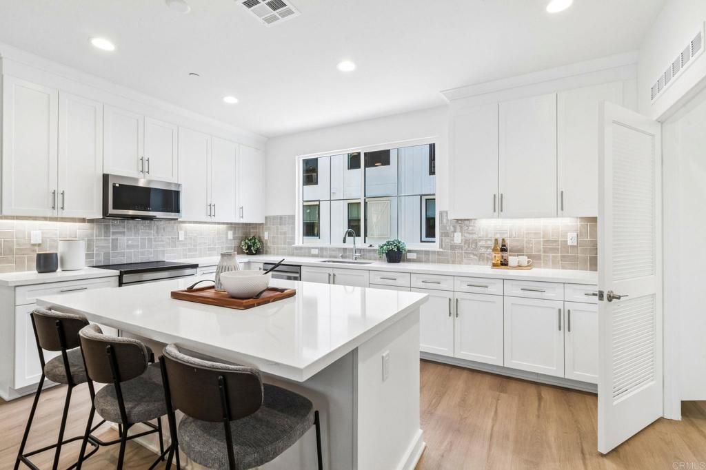 2523 Delphinium Lane - photo 3