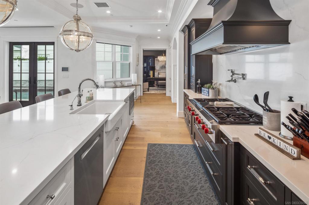 MLS #250001296SD img 19