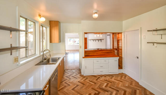 Detail Gallery Image 5 of 19 For 5259 Aldama St, Los Angeles,  CA 90042 - 2 Beds | 2 Baths