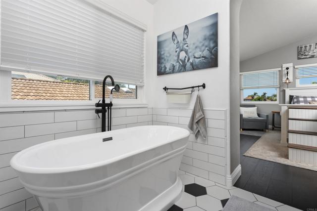 Detail Gallery Image 24 of 29 For 1846 Corte Pulsera, Oceanside,  CA 92056 - 3 Beds | 2/1 Baths