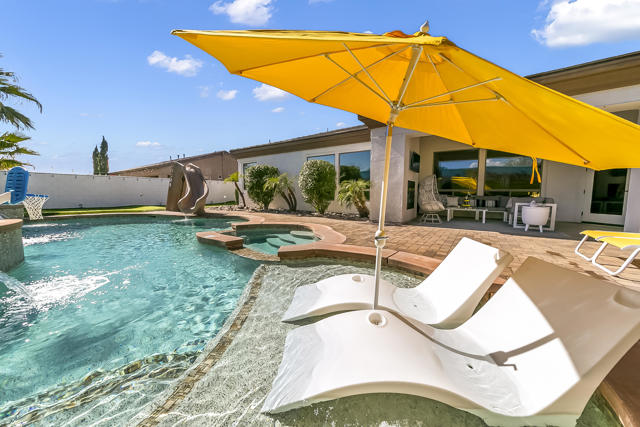 48668 Stillwater Street, Indio CA: https://media.crmls.org/mediaz/fd5dd257-b3bd-477b-8dbb-ff559e0f2588.jpg