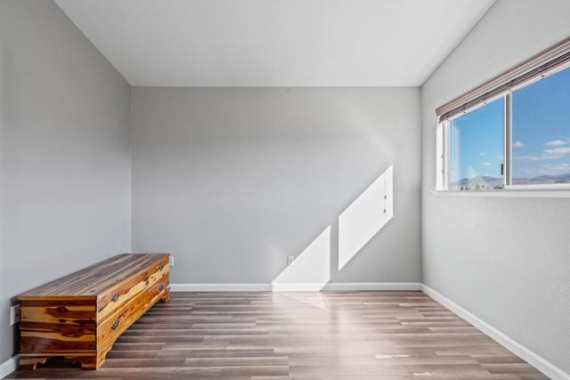 961 Alder Street, Hollister CA: https://media.crmls.org/mediaz/fd608363-93c3-4bf3-9acb-b2357502ce90.jpg