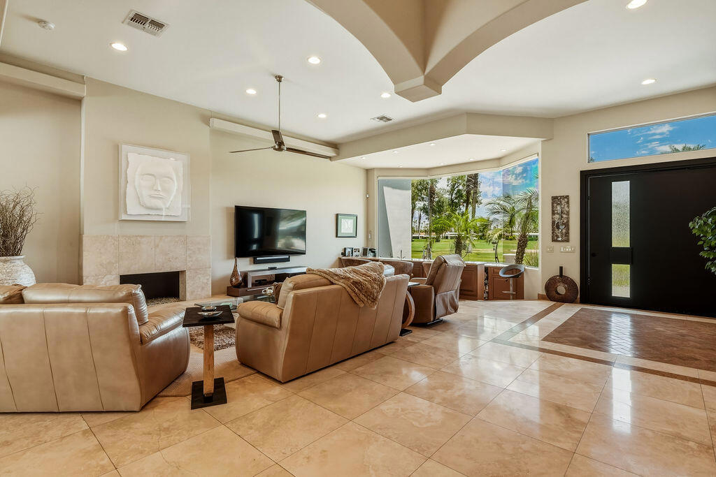 MLS #219149357DA image #14