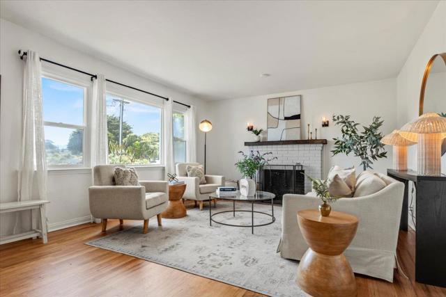 465 Harcourt Avenue, Seaside CA: https://media.crmls.org/mediaz/fd61e01a-d9aa-4c00-8a9a-882ad1b7dca4.jpg