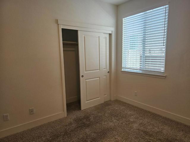 1703 Cobblefield Lane, Los Banos CA: https://media.crmls.org/mediaz/fd6238e5-70e7-4d09-8a02-b4c4380c1b3b.jpg