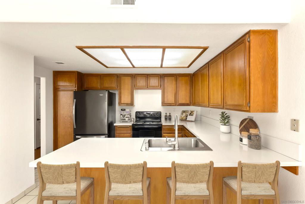 MLS #250043588SD image #6