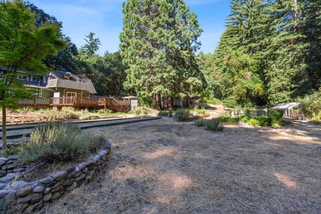 22370 Old Santa Cruz Highway, Los Gatos CA: https://media.crmls.org/mediaz/fd65902e-a7ae-46d4-92d7-f2579f3e7227.jpg