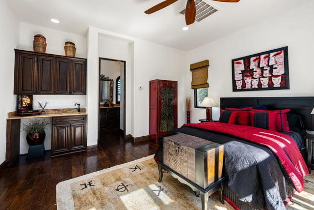 78431 Deacon W Drive, La Quinta CA: https://media.crmls.org/mediaz/fd674aff-6a17-4ee7-a534-3c3a6034849a.jpg