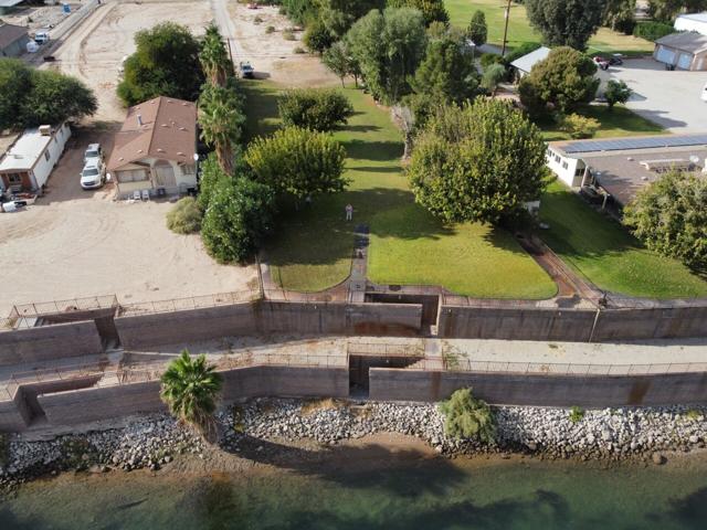 654 Riviera Dr., Blythe CA: https://media.crmls.org/mediaz/fd675d8d-149b-4b93-ad3a-7ae4909c6c1d.jpg