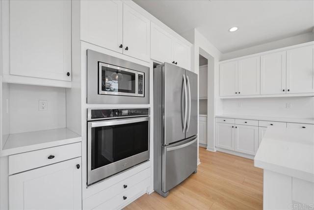 Detail Gallery Image 6 of 49 For 31552 Calle De Las Rosas, Bonsall,  CA 92003 - 4 Beds | 2/1 Baths