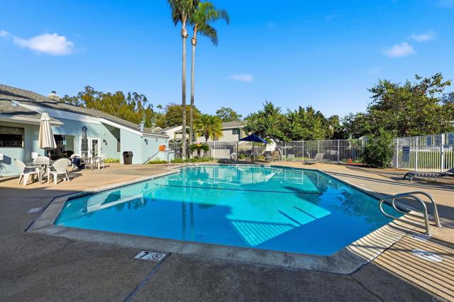 Detail Gallery Image 33 of 36 For 374 Forest Pl, Vista,  CA 92083 - 2 Beds | 1/1 Baths