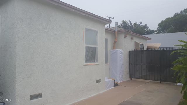 1420 S Butler Avenue, Compton CA: https://media.crmls.org/mediaz/fd685faf-8d2d-4baf-8a36-0c6d62b5071d.jpg